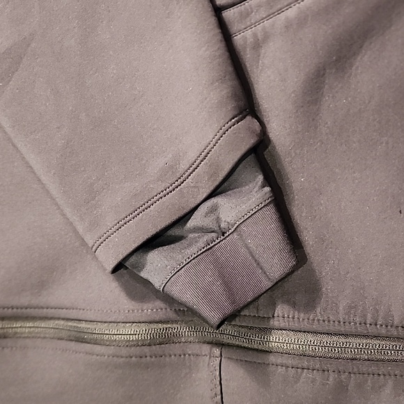 Nike Pro Dri Fit zippered hooded jacket - Picture 6 of 12